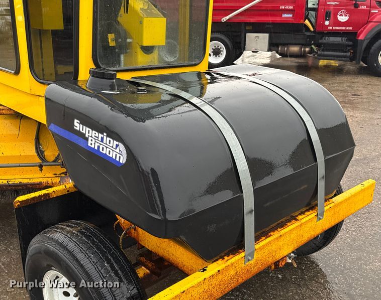 image for item EV1769 Superior Broom DT80K broom