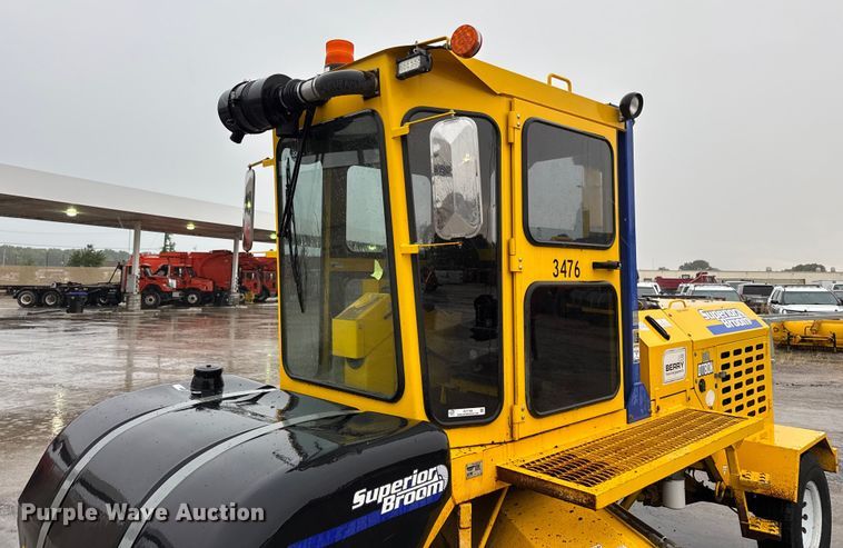 image for item EV1769 Superior Broom DT80K broom