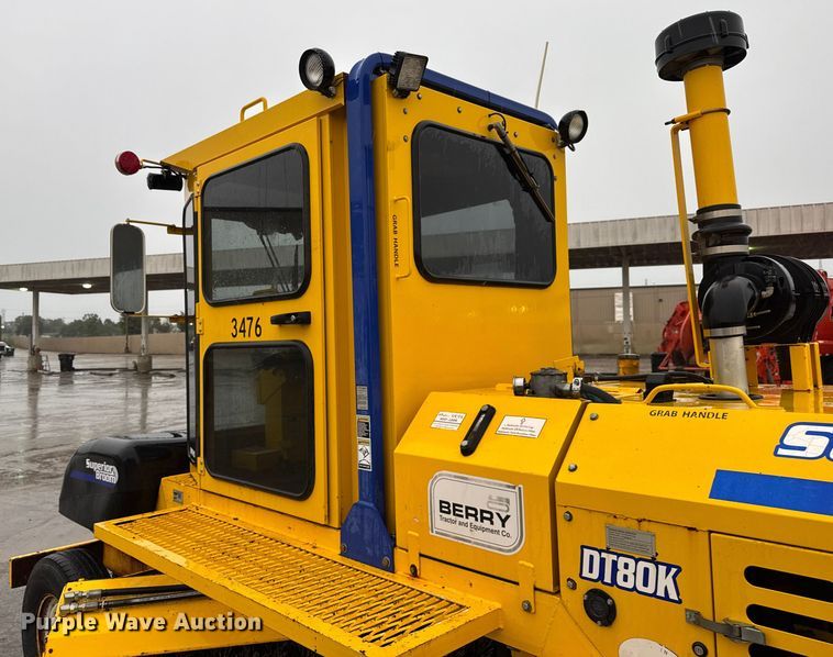 image for item EV1769 Superior Broom DT80K broom