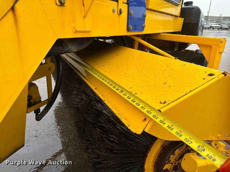 image for item EV1769 Superior Broom DT80K broom