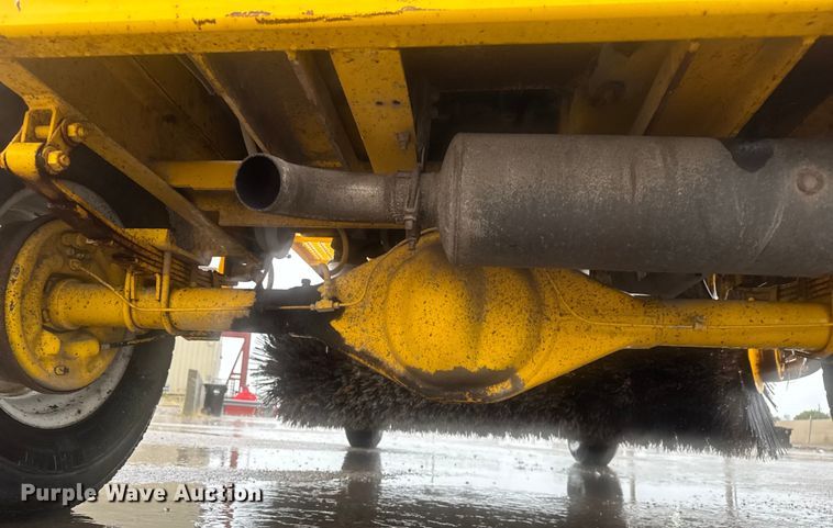 image for item EV1769 Superior Broom DT80K broom