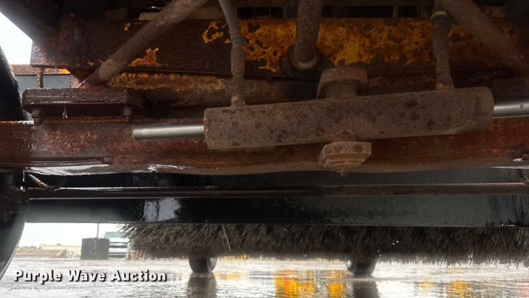 image for item EV1769 Superior Broom DT80K broom