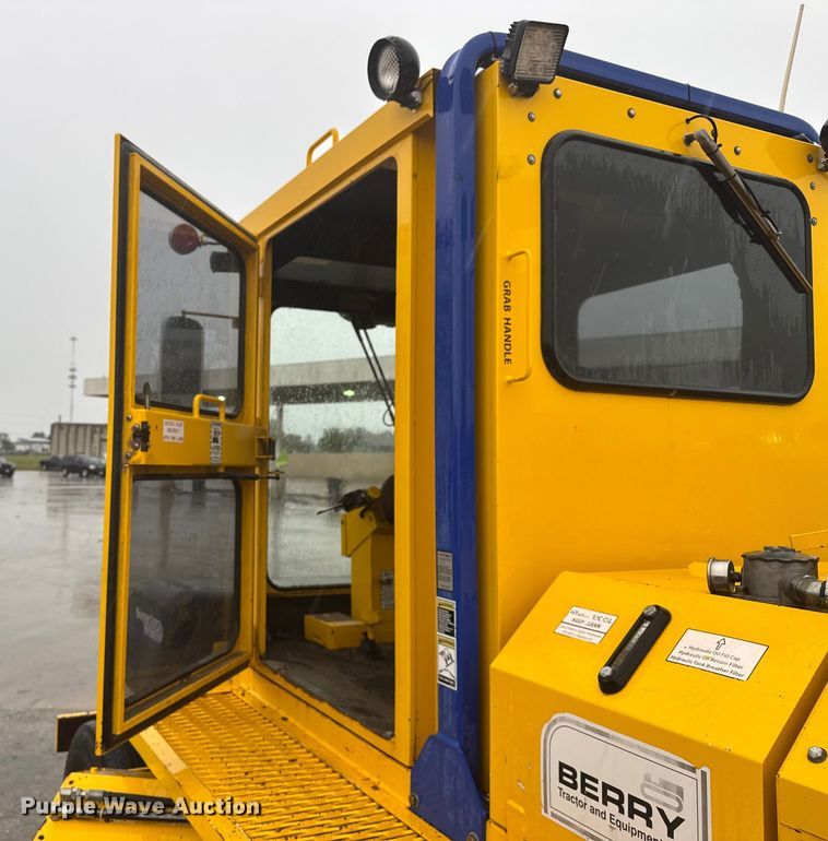 image for item EV1769 Superior Broom DT80K broom