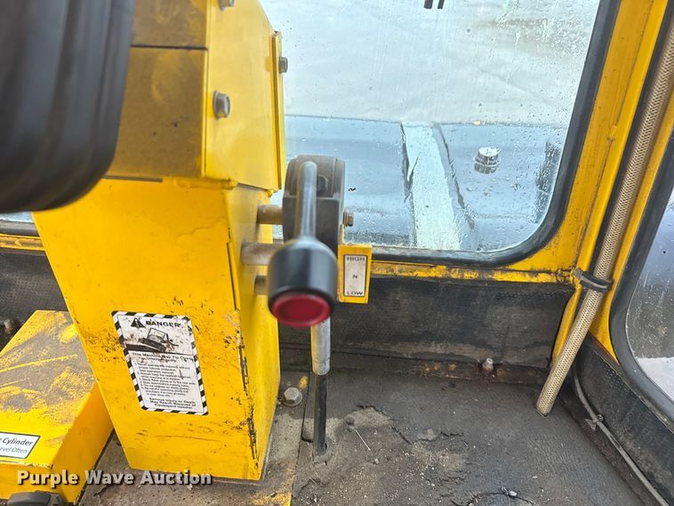 image for item EV1769 Superior Broom DT80K broom