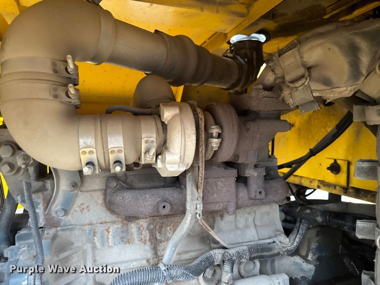 image for item EV1769 Superior Broom DT80K broom