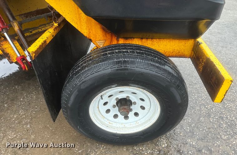 image for item EV1769 Superior Broom DT80K broom