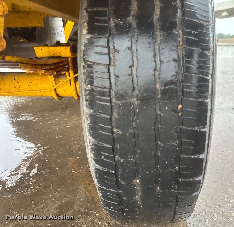 image for item EV1769 Superior Broom DT80K broom