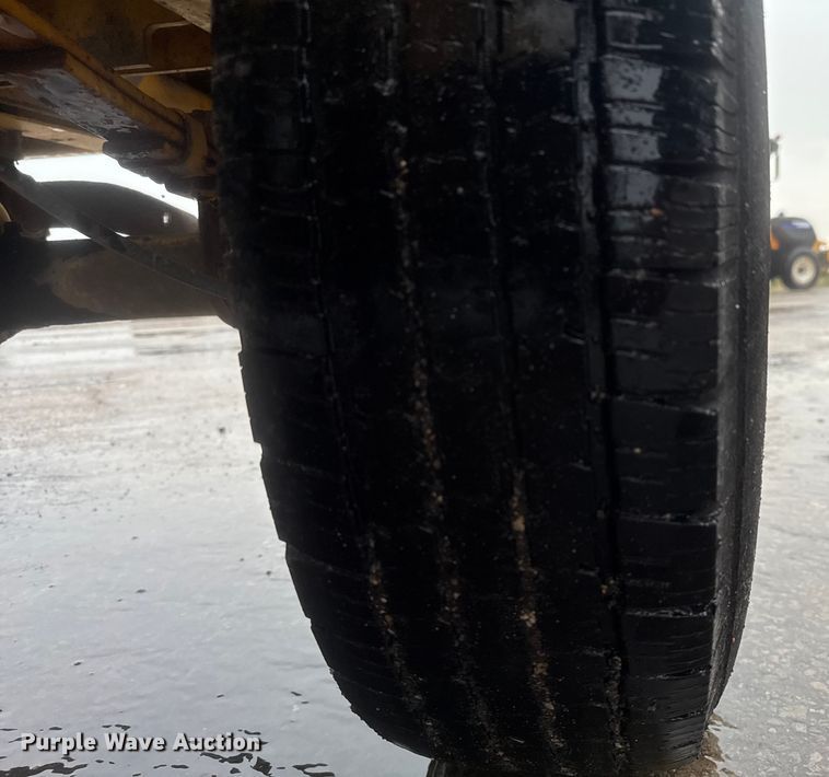 image for item EV1769 Superior Broom DT80K broom