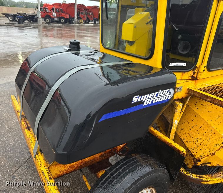 image for item EV1770 Superior Broom DT80K broom