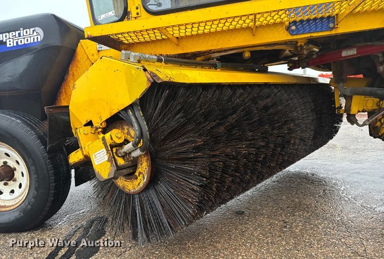 image for item EV1770 Superior Broom DT80K broom