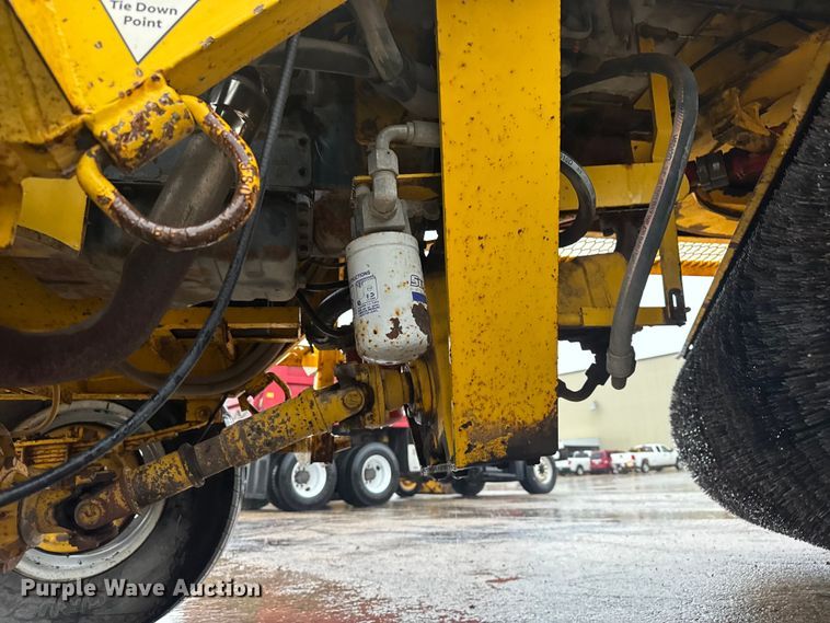 image for item EV1770 Superior Broom DT80K broom