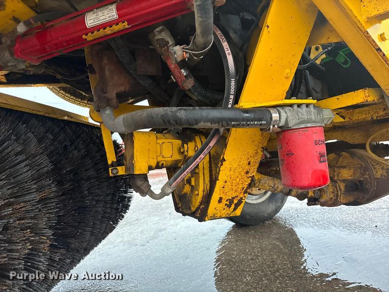 image for item EV1770 Superior Broom DT80K broom