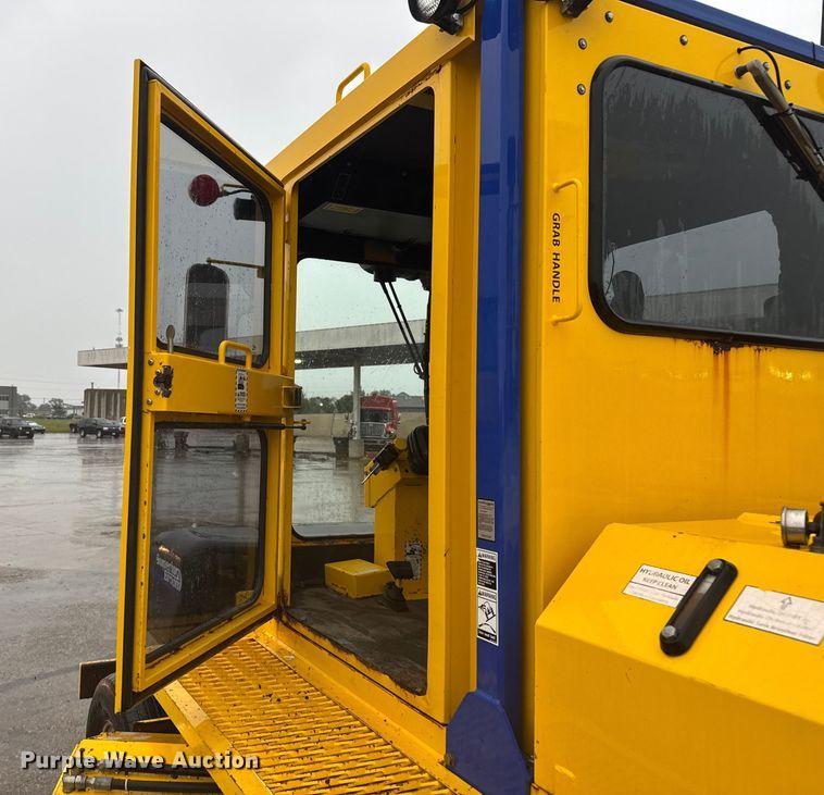 image for item EV1770 Superior Broom DT80K broom