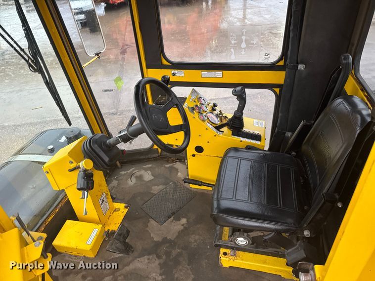 image for item EV1770 Superior Broom DT80K broom