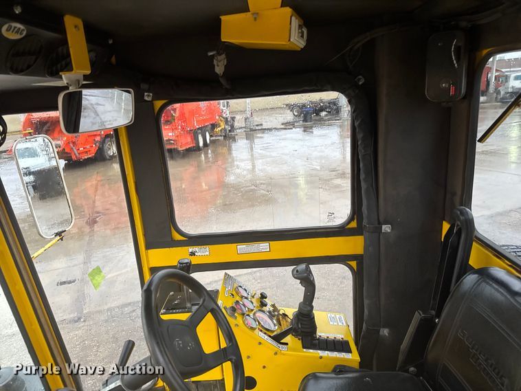 image for item EV1770 Superior Broom DT80K broom