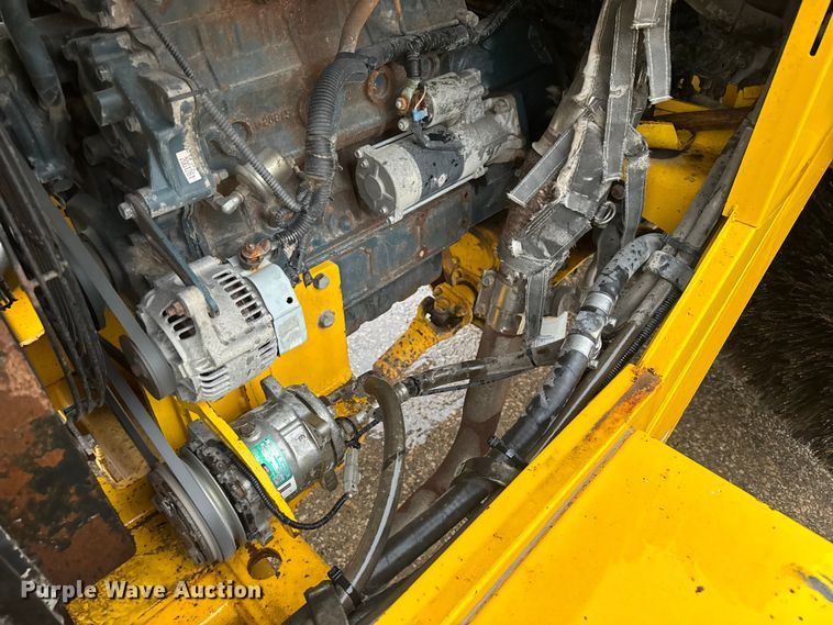 image for item EV1770 Superior Broom DT80K broom