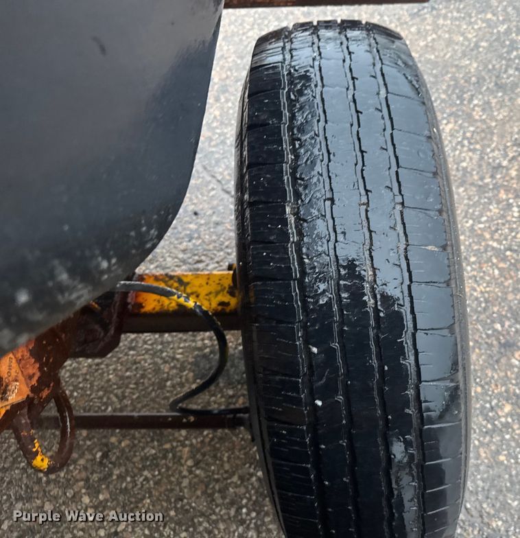 image for item EV1770 Superior Broom DT80K broom