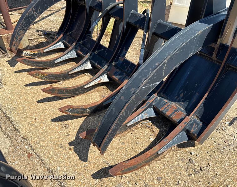 image for item EV1772 Caterpillar 6015C wheel loader grapple bucket