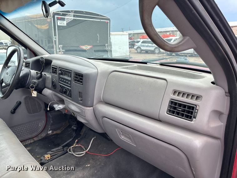 image for item EV1774 1999 Ford F350 Super Duty flatbed pickup truck