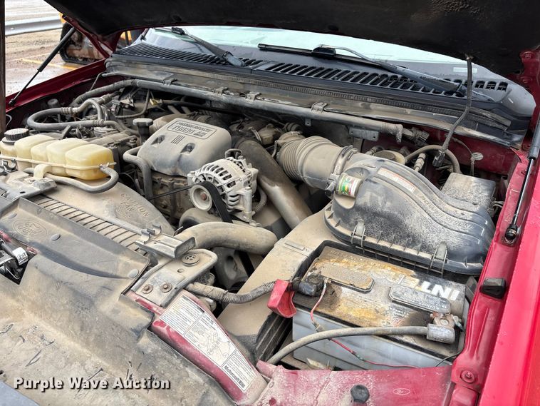 image for item EV1774 1999 Ford F350 Super Duty flatbed pickup truck