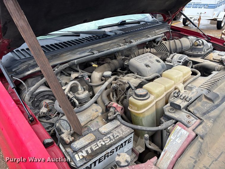 image for item EV1774 1999 Ford F350 Super Duty flatbed pickup truck