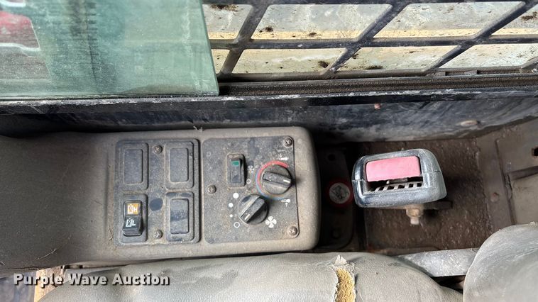 image for item EV1775 2007 Case 450CT tracked skid steer loader