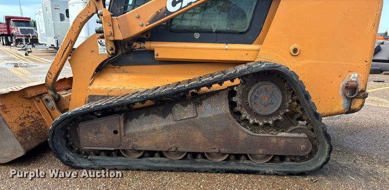 image for item EV1775 2007 Case 450CT tracked skid steer loader