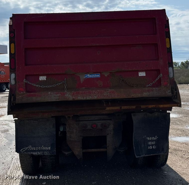 image for item EV1776 2013 International Workstar 7400 dump truck
