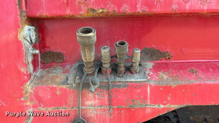 image for item EV1776 2013 International Workstar 7400 dump truck