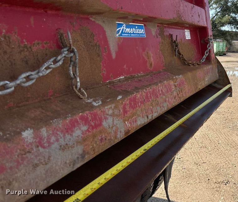 image for item EV1776 2013 International Workstar 7400 dump truck