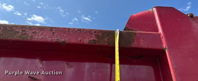 image for item EV1776 2013 International Workstar 7400 dump truck