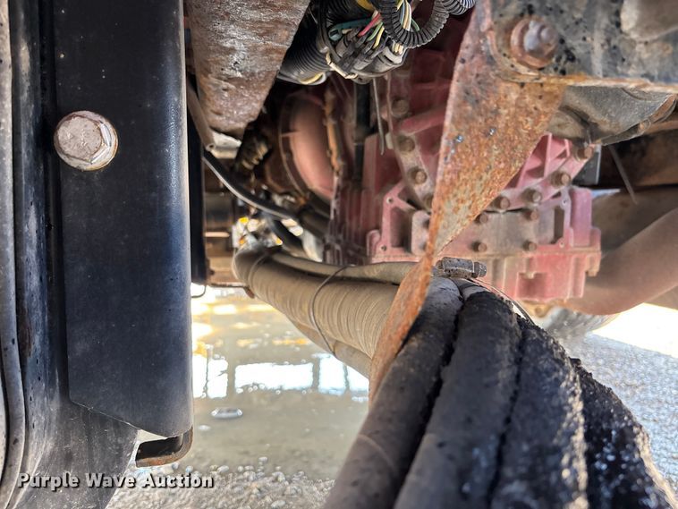 image for item EV1776 2013 International Workstar 7400 dump truck