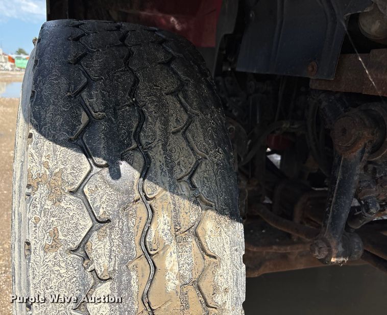 image for item EV1776 2013 International Workstar 7400 dump truck