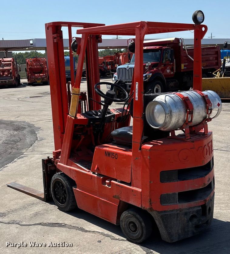 image for item EV1780 Toyota forklift