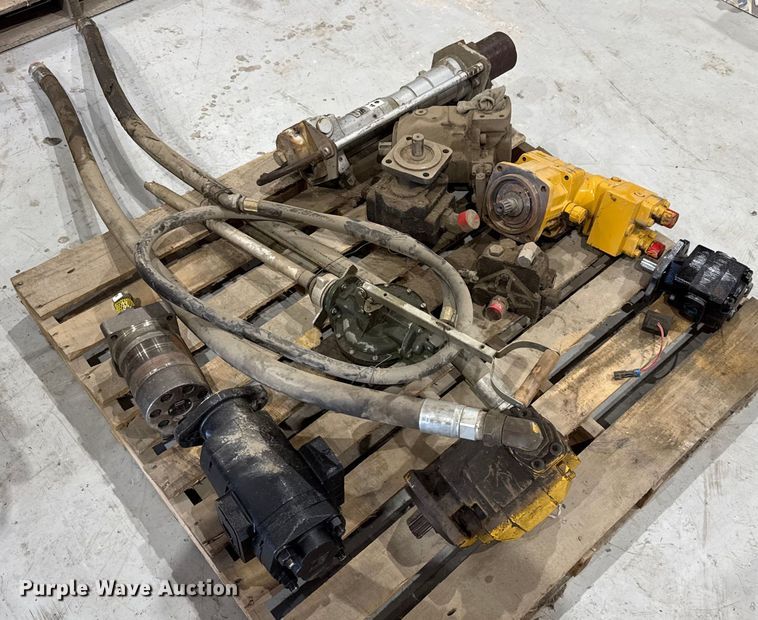 image for item EV1788 Hydraulic pumps