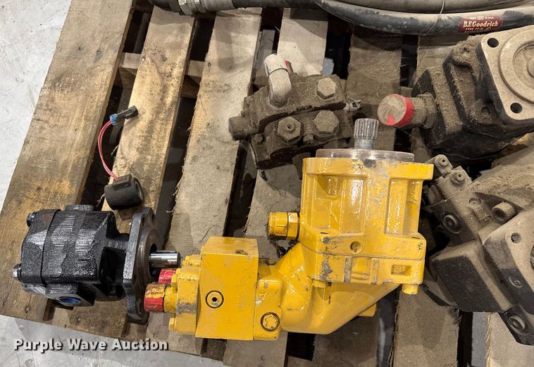 image for item EV1788 Hydraulic pumps