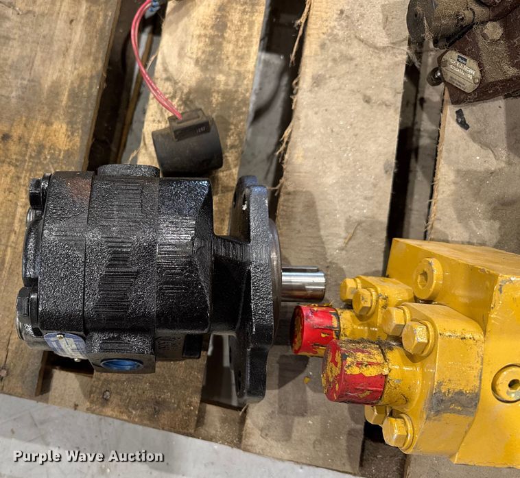 image for item EV1788 Hydraulic pumps