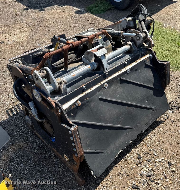 image for item EV1790 Caterpillar PC210 skid steer cold planer