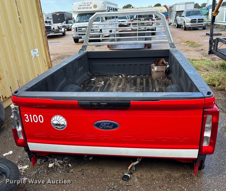 image for item EV1792 Ford F250 pickup truck bed