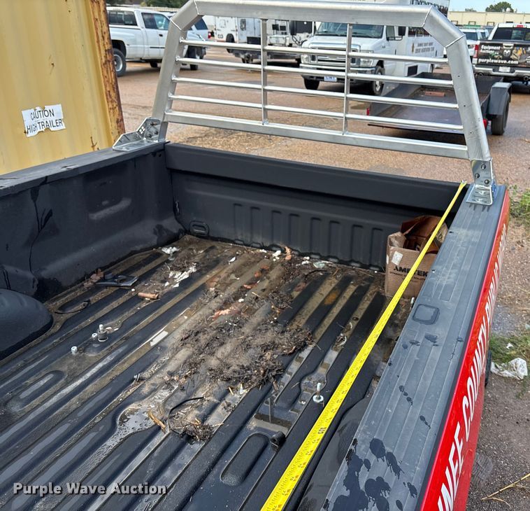 image for item EV1792 Ford F250 pickup truck bed