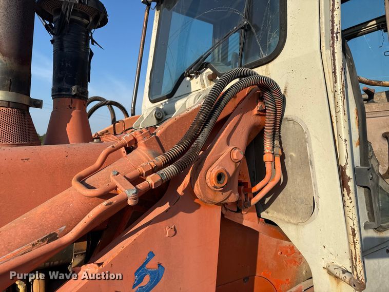 image for item EV1799 1997 Fiat-Hitachi FL145 track loader