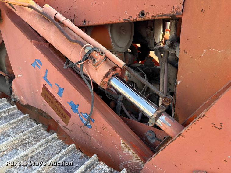 image for item EV1799 1997 Fiat-Hitachi FL145 track loader