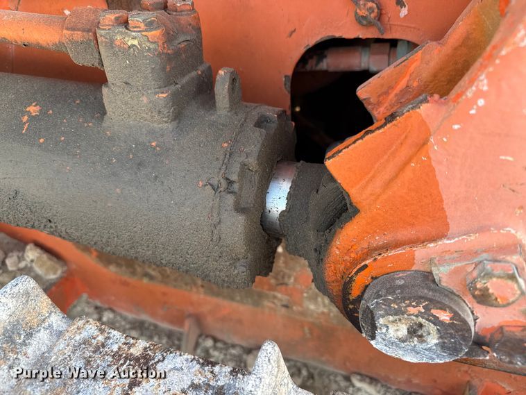 image for item EV1799 1997 Fiat-Hitachi FL145 track loader