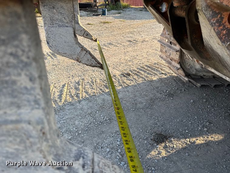 image for item EV1799 1997 Fiat-Hitachi FL145 track loader