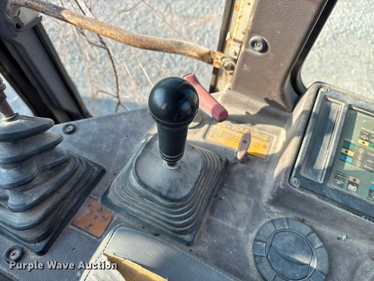 image for item EV1799 1997 Fiat-Hitachi FL145 track loader