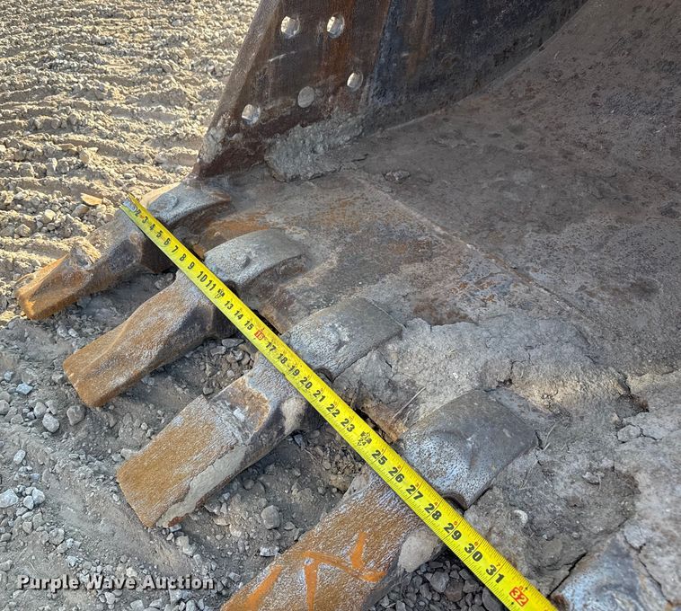 image for item EV1800 1998 JCB JS260L excavator