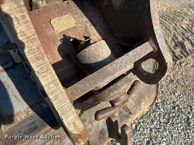 image for item EV1800 1998 JCB JS260L excavator