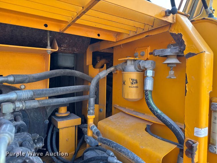 image for item EV1800 1998 JCB JS260L excavator