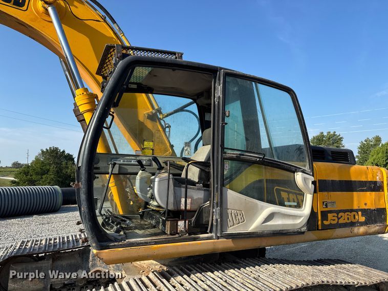image for item EV1800 1998 JCB JS260L excavator
