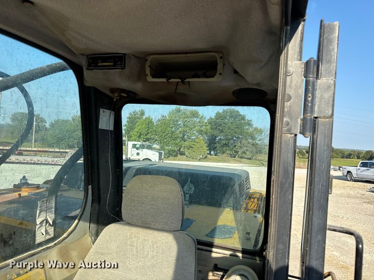 image for item EV1800 1998 JCB JS260L excavator